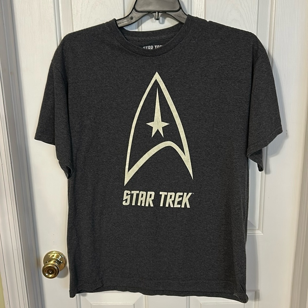 Star Trek 2013 graphic t-shirt, size XL, short sleeves, no holes rips or stains